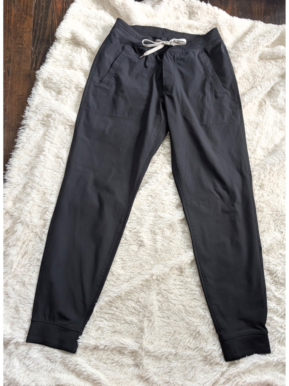 Vuori Ponto Performance Black Drawstring Jogger Sweatpants Men's Size Medium